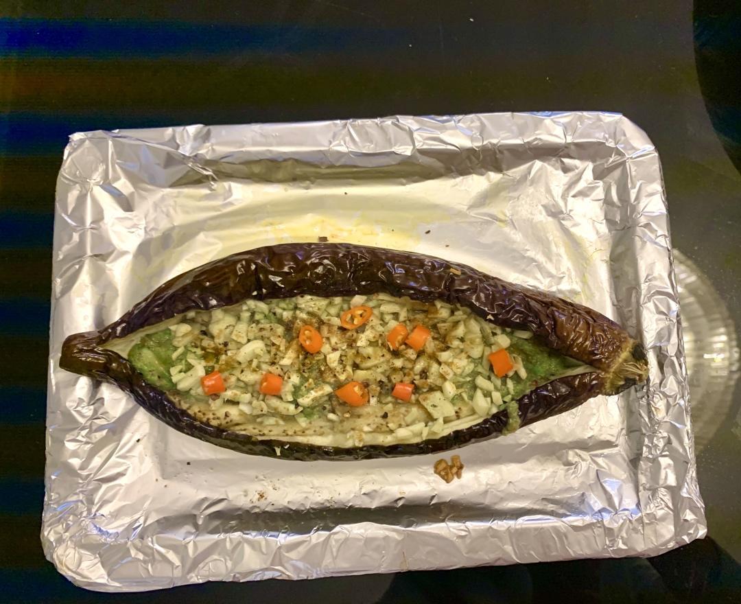 CC招牌菜销魂烤茄子，百吃不厌！