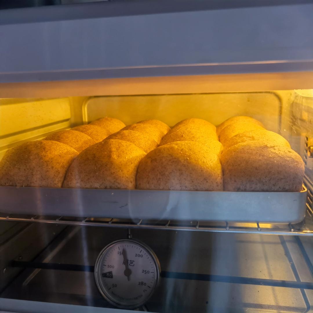 第三天依然柔软的粗全麦吐司