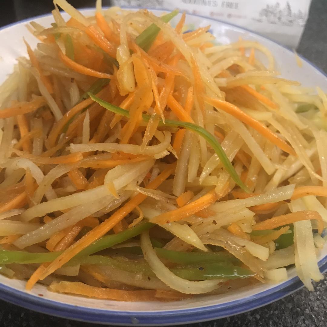 清爽的凉拌土豆丝