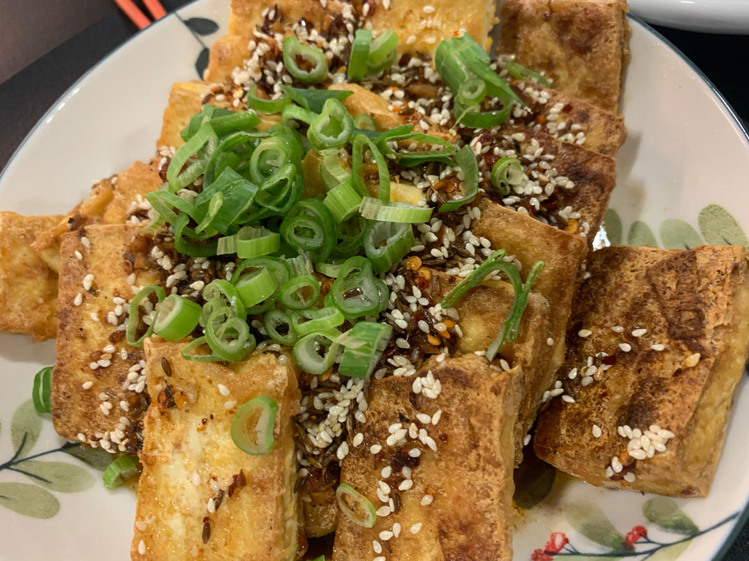分分钟光盘，完爆路边摊的香煎孜然豆腐