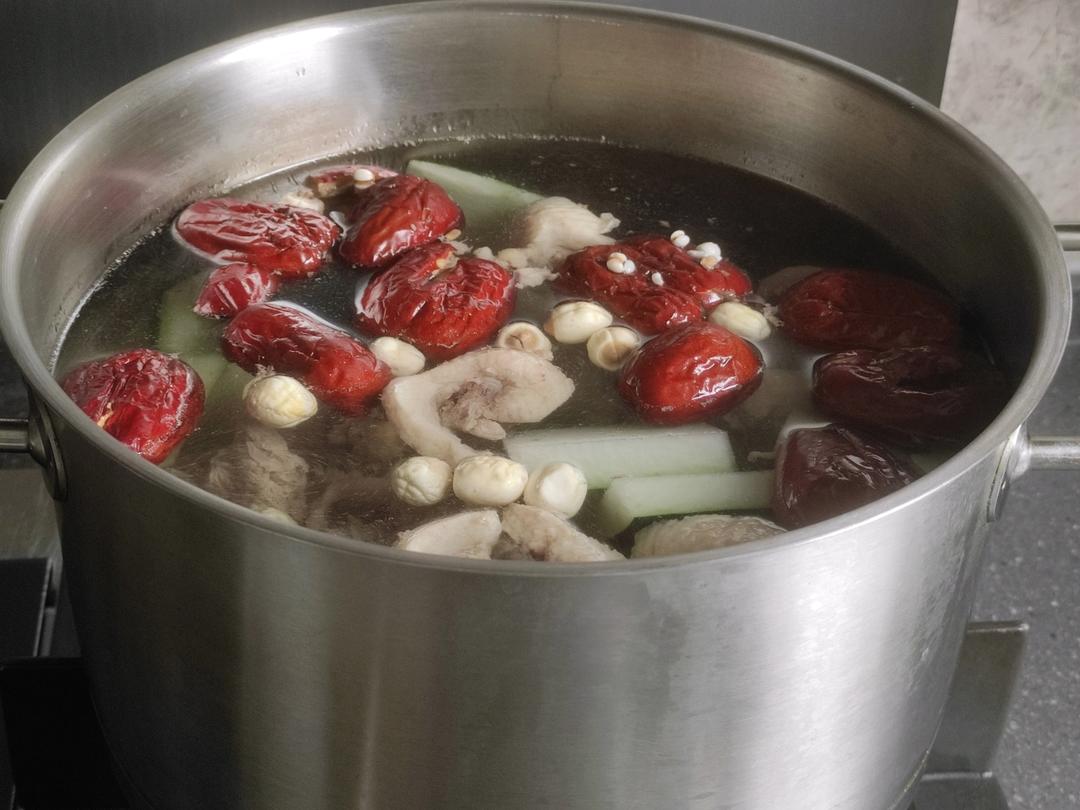 老鸭清热解毒除湿汤