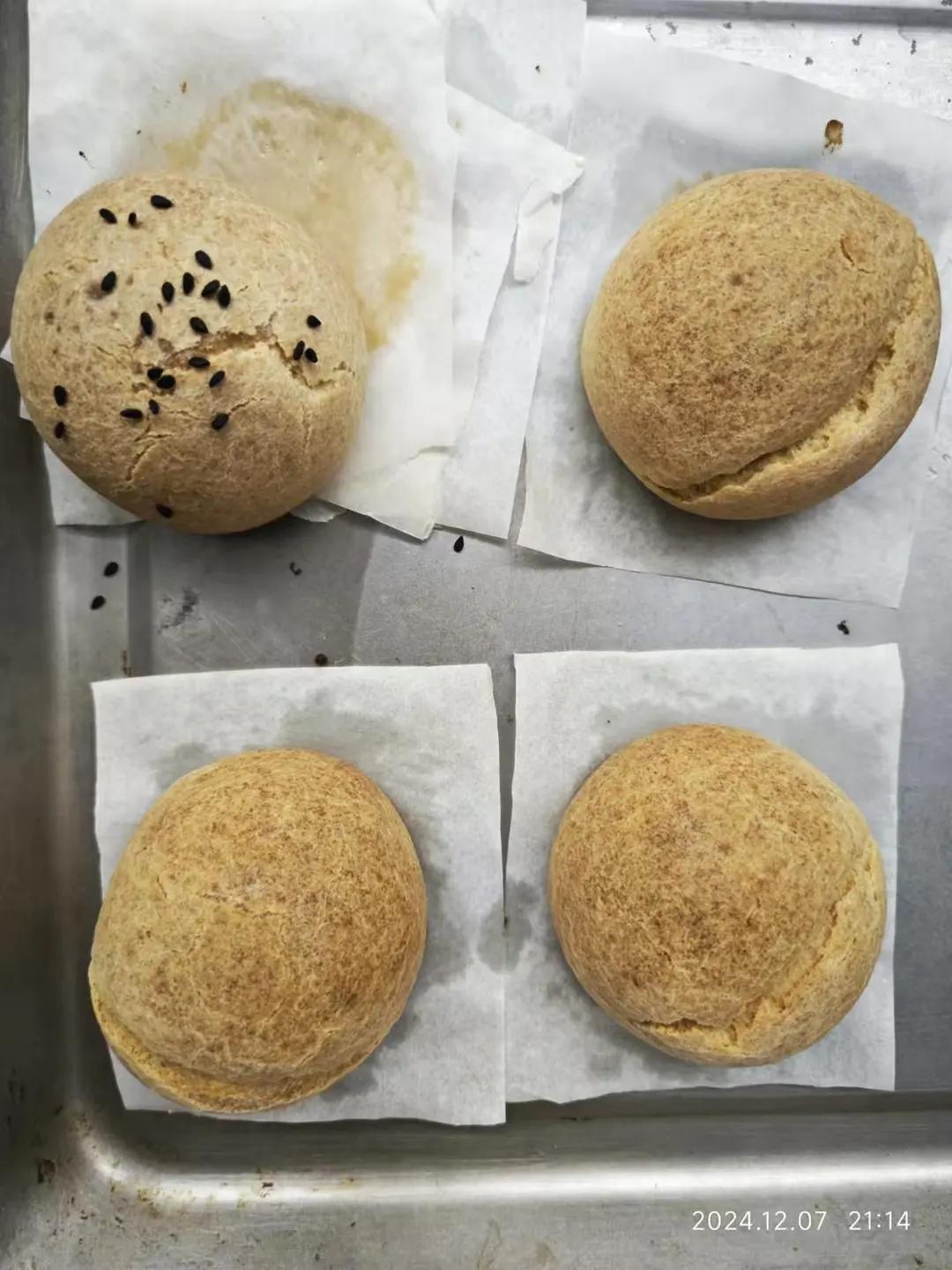 目前配比最好的小餐包，不黏不噎，生酮友好