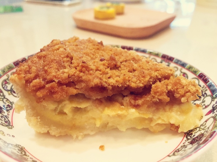 鲜奶油蜜桃派