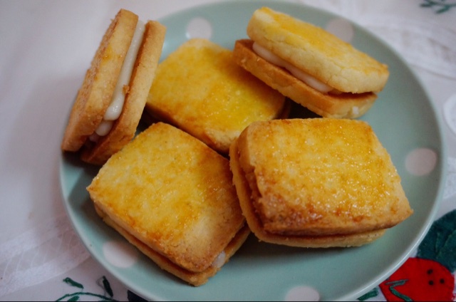 乳酪奶油夹心酥饼