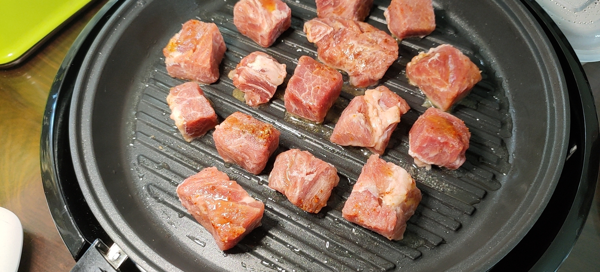 烤日本番茄牛肉粒的做法 步骤1