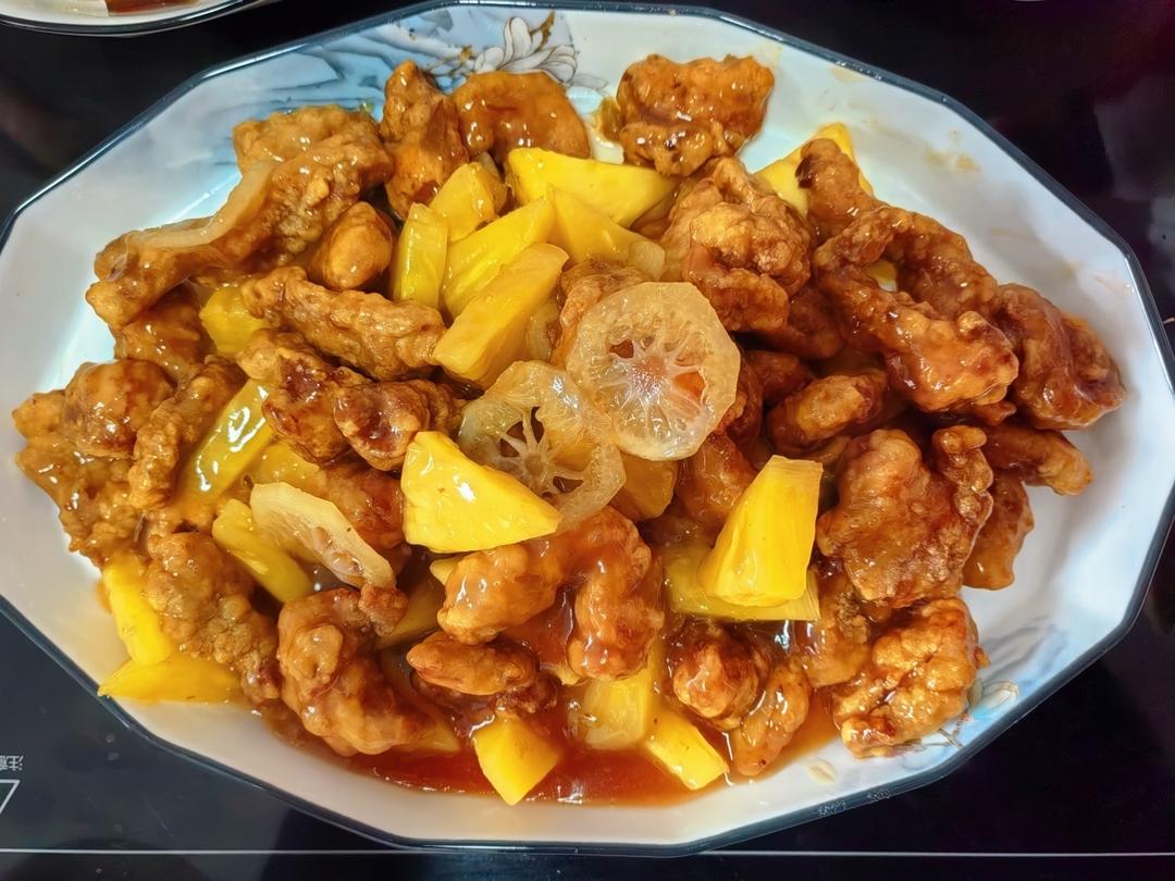 秘制菠萝咕噜肉（绝对好吃）