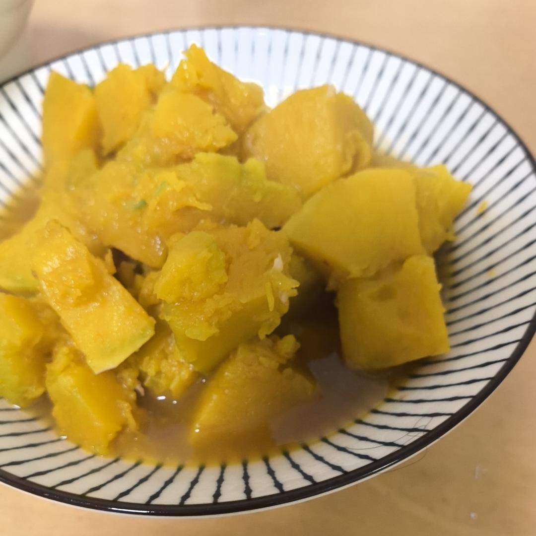 猪肉都不换的焖南瓜～吃起来糯糯甜甜咸咸的！