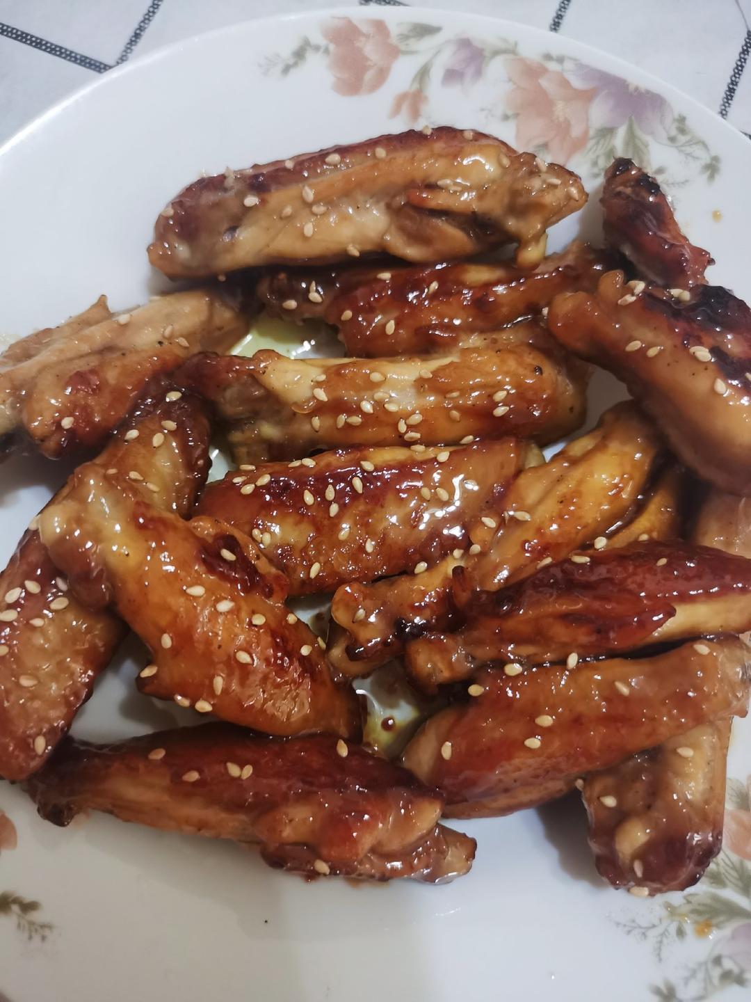 不舔手指算我输‼️做法超简单的鲜嫩多汁秘制小鸡翅🔥