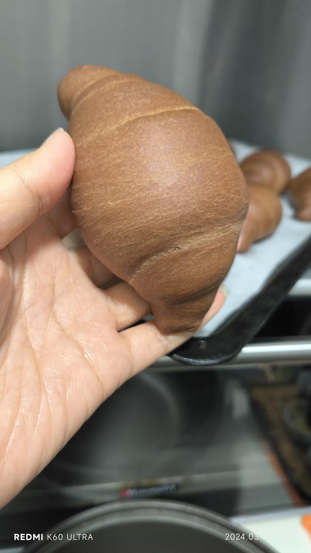 巧克力牛角包