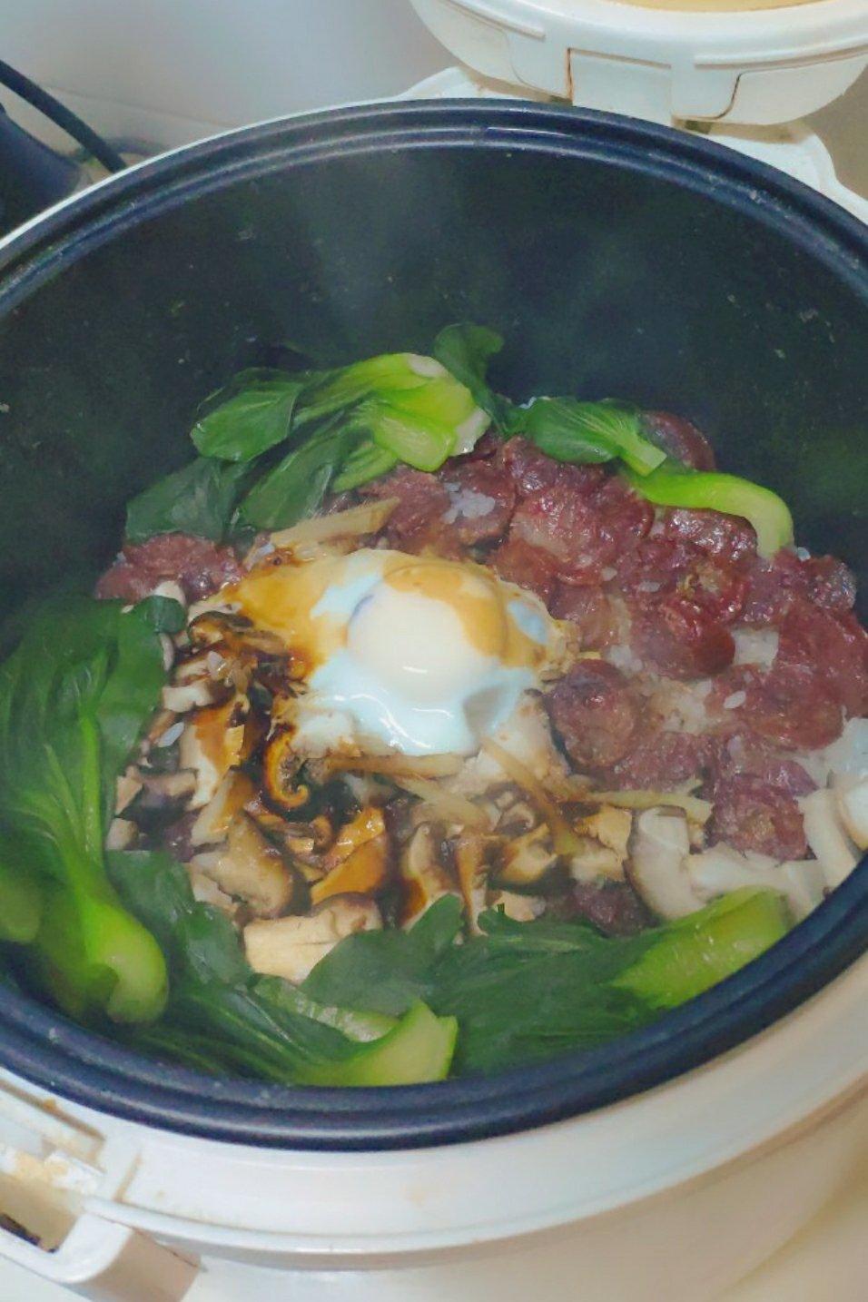 【电饭煲腊肠煲仔饭】