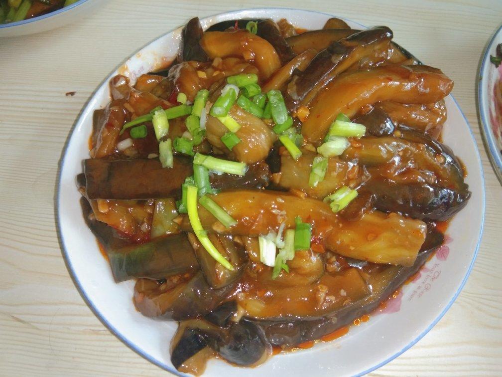 开胃下饭菜！巨简单的家常鱼香茄子煲