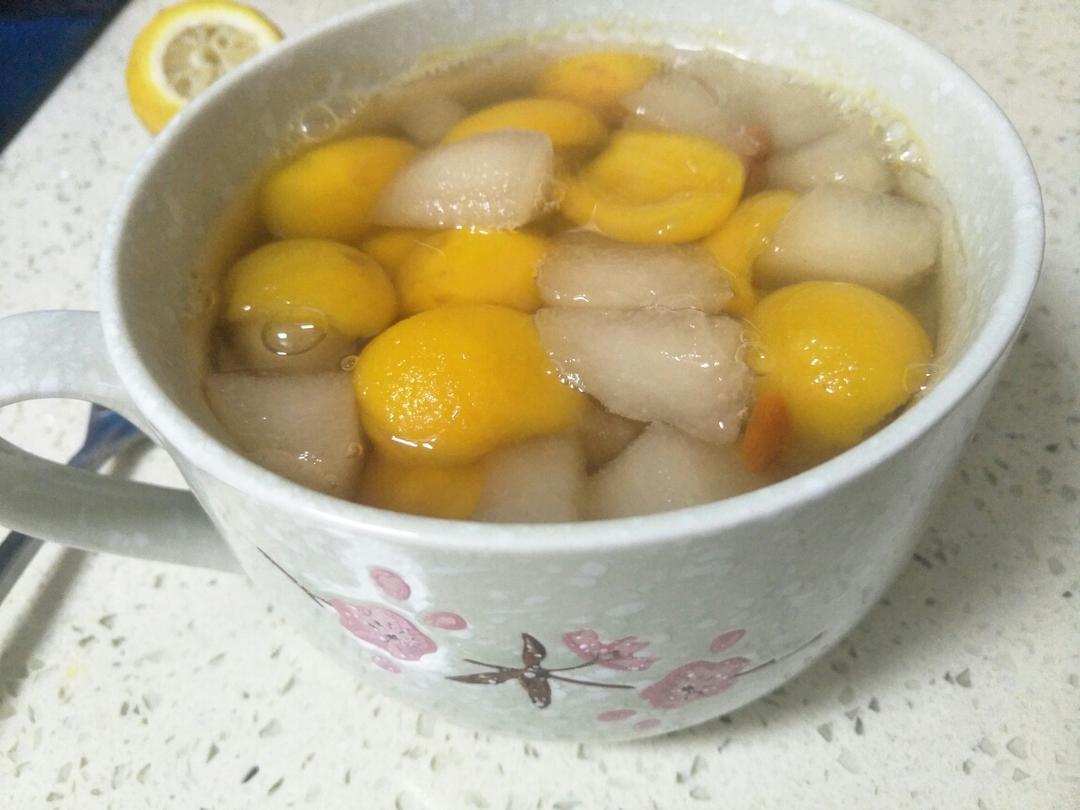 雪梨枇杷罐头的做法