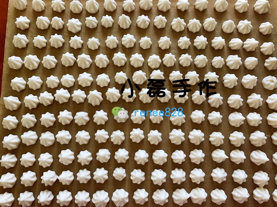 迷人的火龙果溶豆酸奶溶豆宝宝辅食