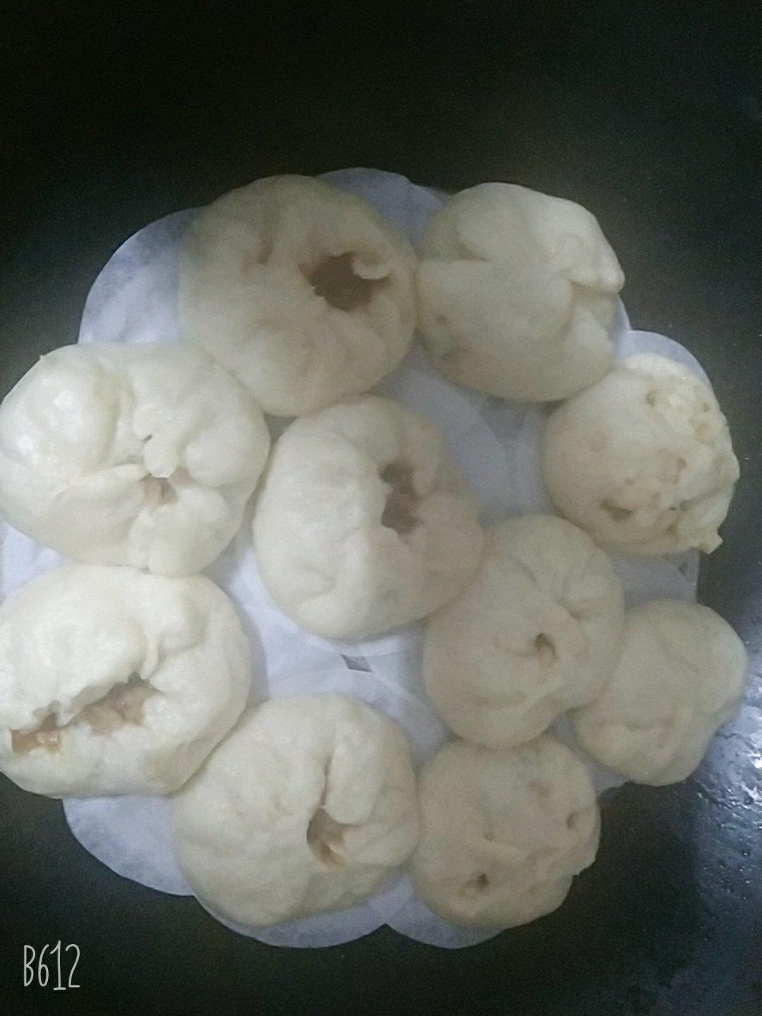 鲜肉包子