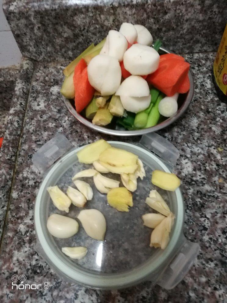 暖身广式羊肉煲