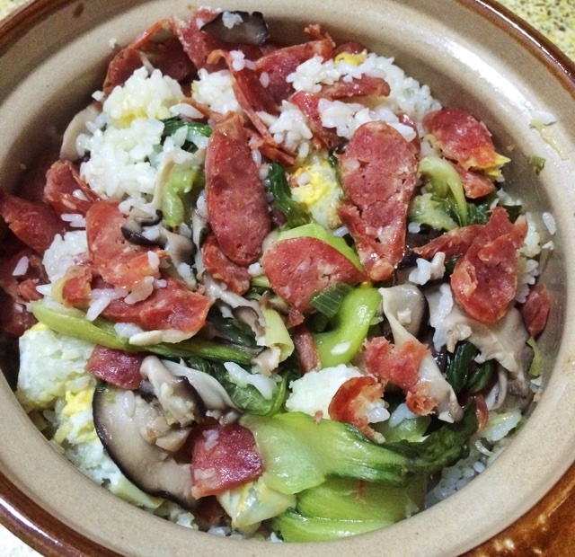 香肠煲仔饭