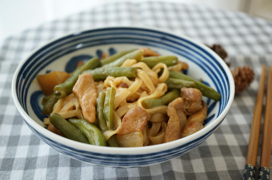 豆角焖面
