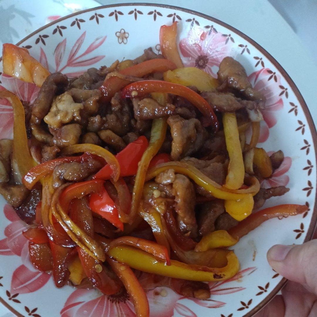 彩椒肉丝