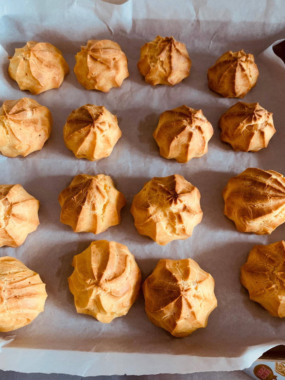 简单易成功的奶油小泡芙做法