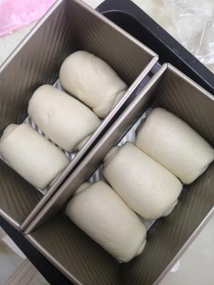 能拉丝的北海道吐司，奶香味十足！的做法 步骤5