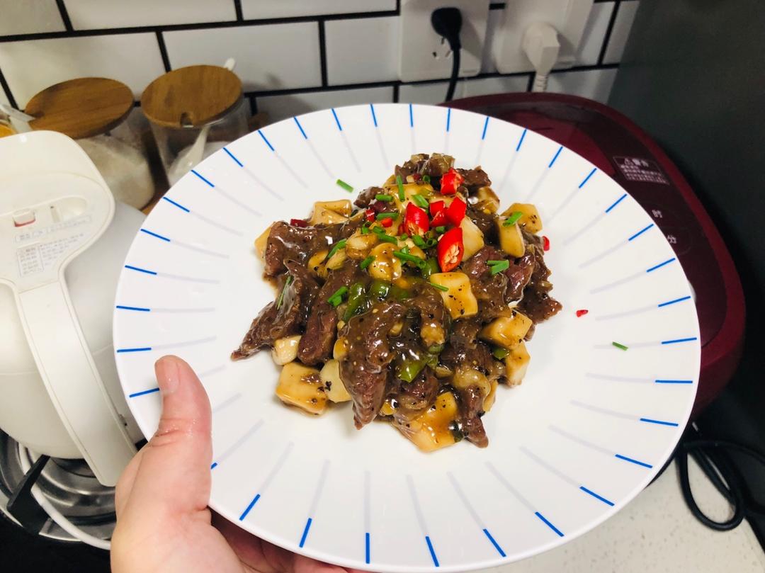 黑胡椒杏鲍菇牛肉粒
