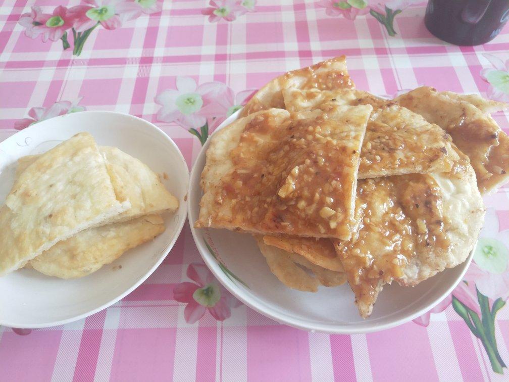 梨子丿做的蒜蓉酱香饼