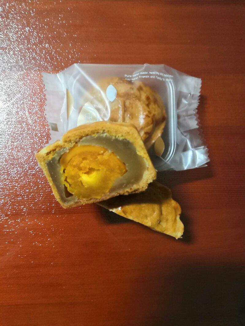 莲蓉蛋黄月饼（君之配方）