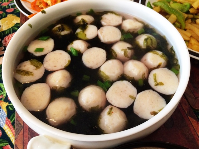 园园的移动城堡做的紫菜鱼丸汤