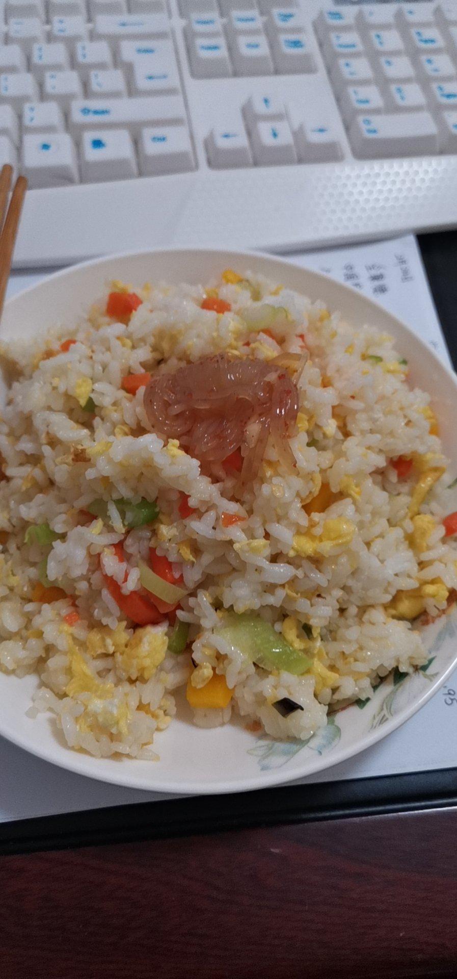 不正宗的扬州炒饭（家常版）