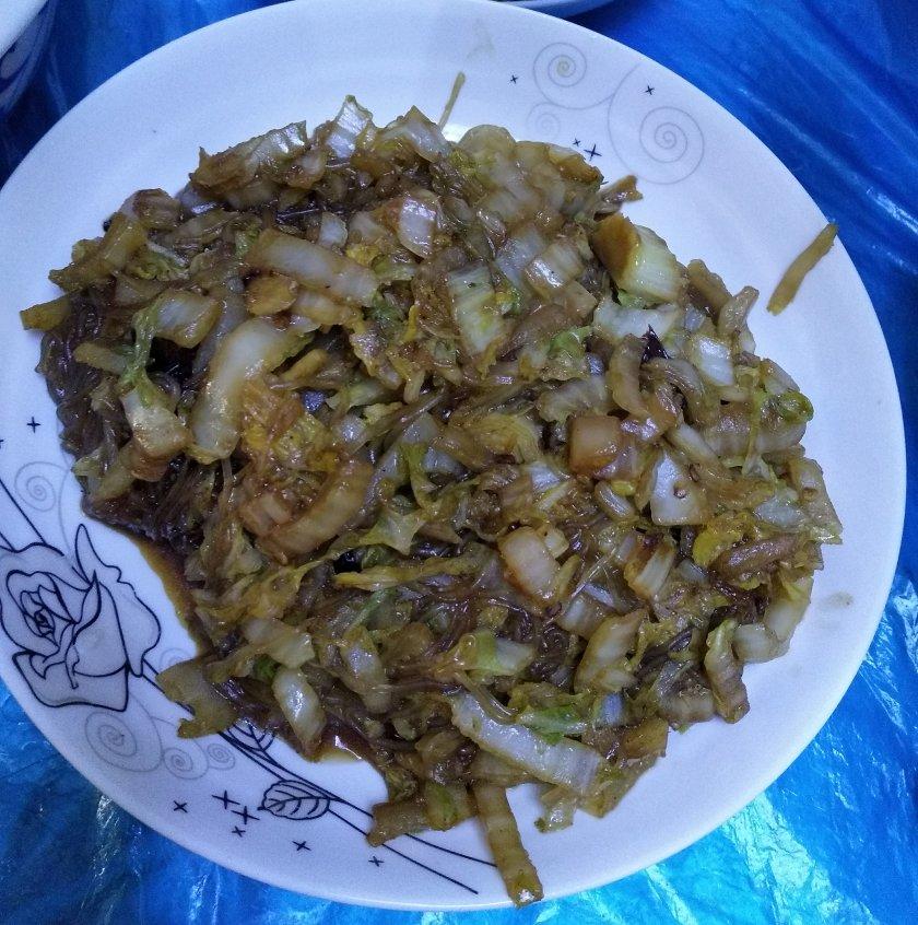 卷心菜炒粉丝 Glass noodles with Cabbage