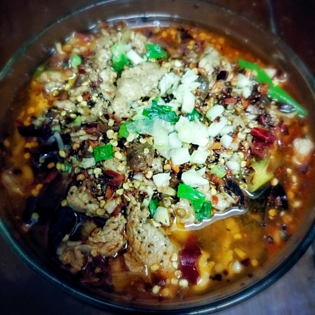 煮妇分享经典川菜【水煮肉片】私房做法6大关键秘诀