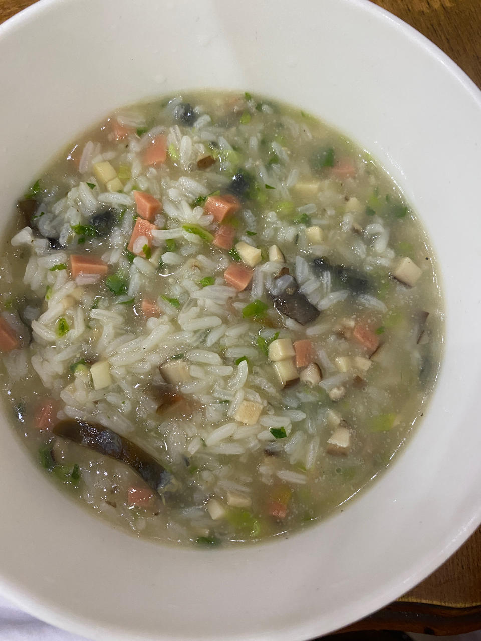 妈妈👩教我做的皮蛋瘦肉粥🥣简单快捷美味😋