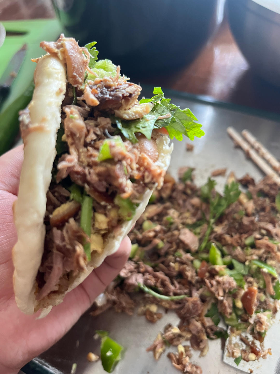 碳水脑袋狂喜：家庭版肉夹馍/土豆片夹馍配方（邪修做法）