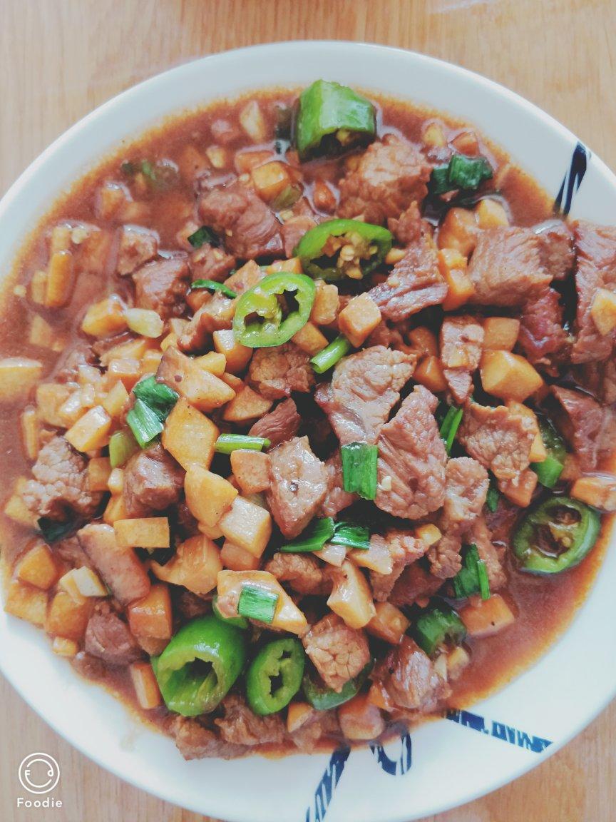 黑椒杏鲍菇牛肉粒