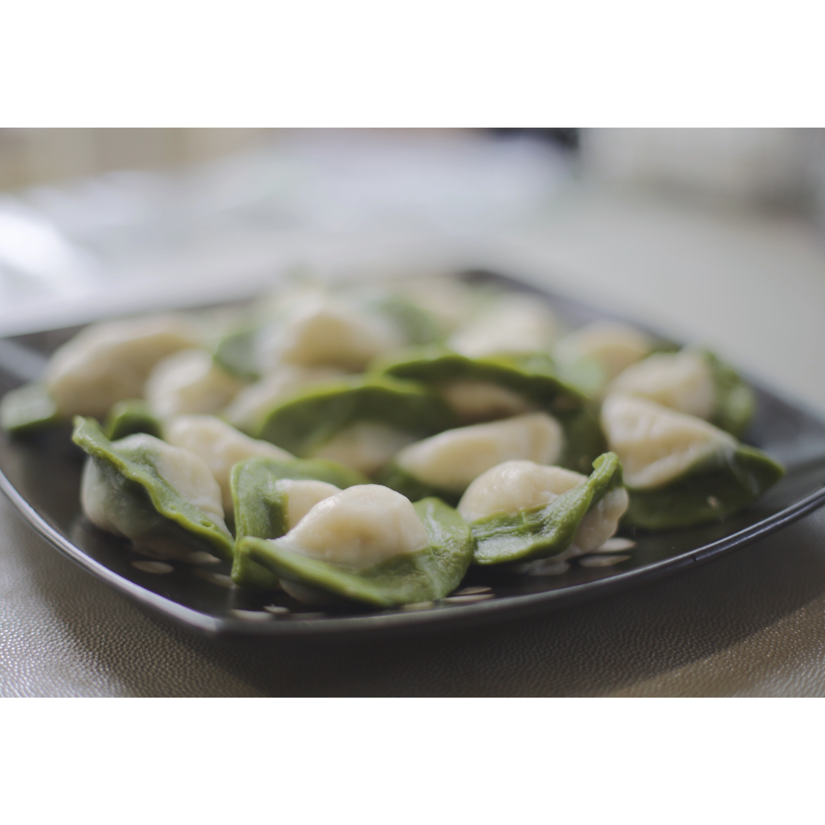 翡翠白玉白菜饺子详细版（附翡翠白玉白菜饺子包法，翡翠白玉饺子皮两种制法，面包机和面，翡翠白玉烧卖，各种馅料搭配）