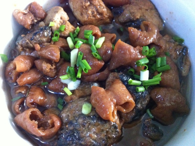 臭豆腐烧肥肠