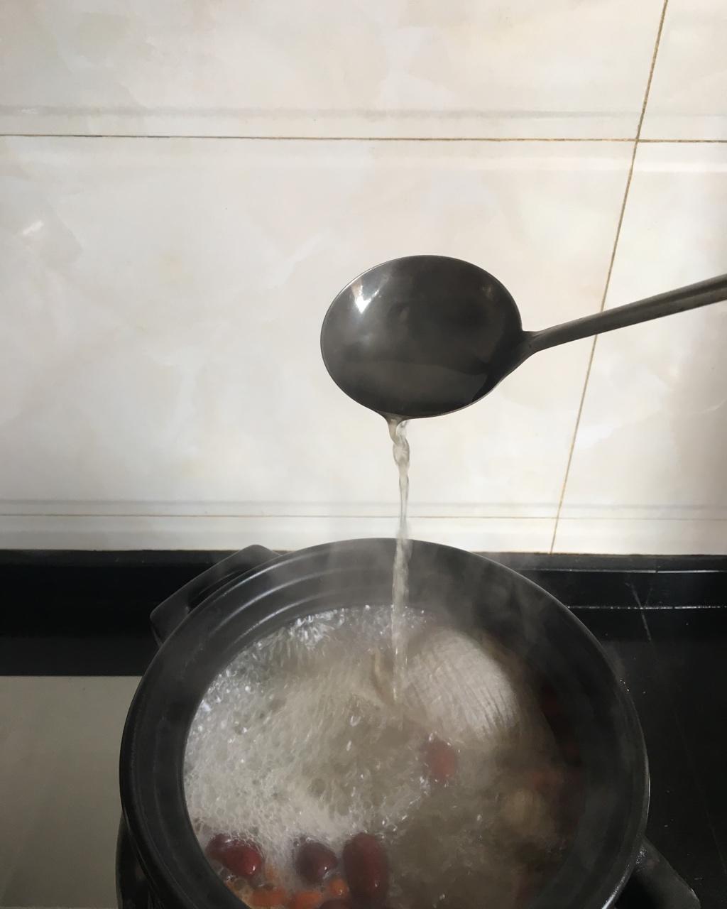 白汤羊蝎子火锅