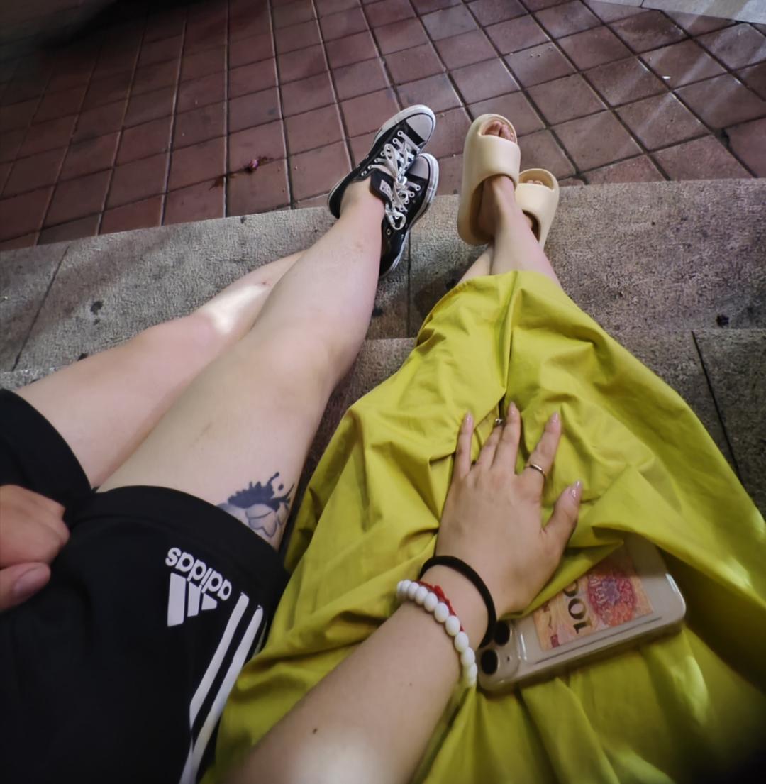 现学现卖的小张