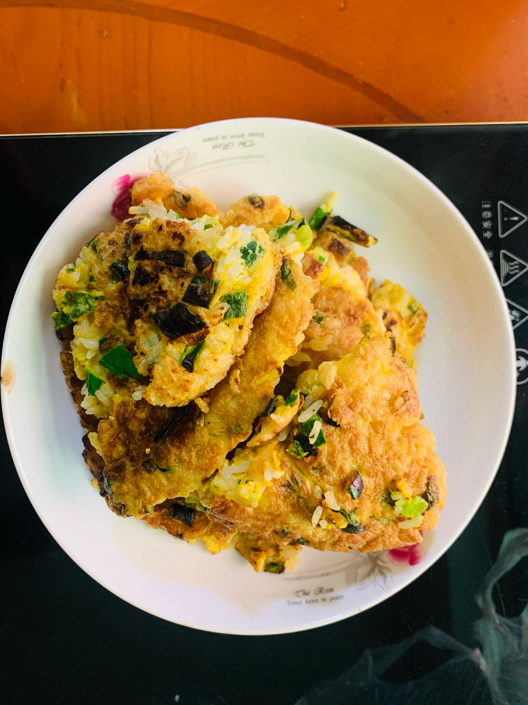 剩米饭别在扔了，教你这样做吃了忘不了！