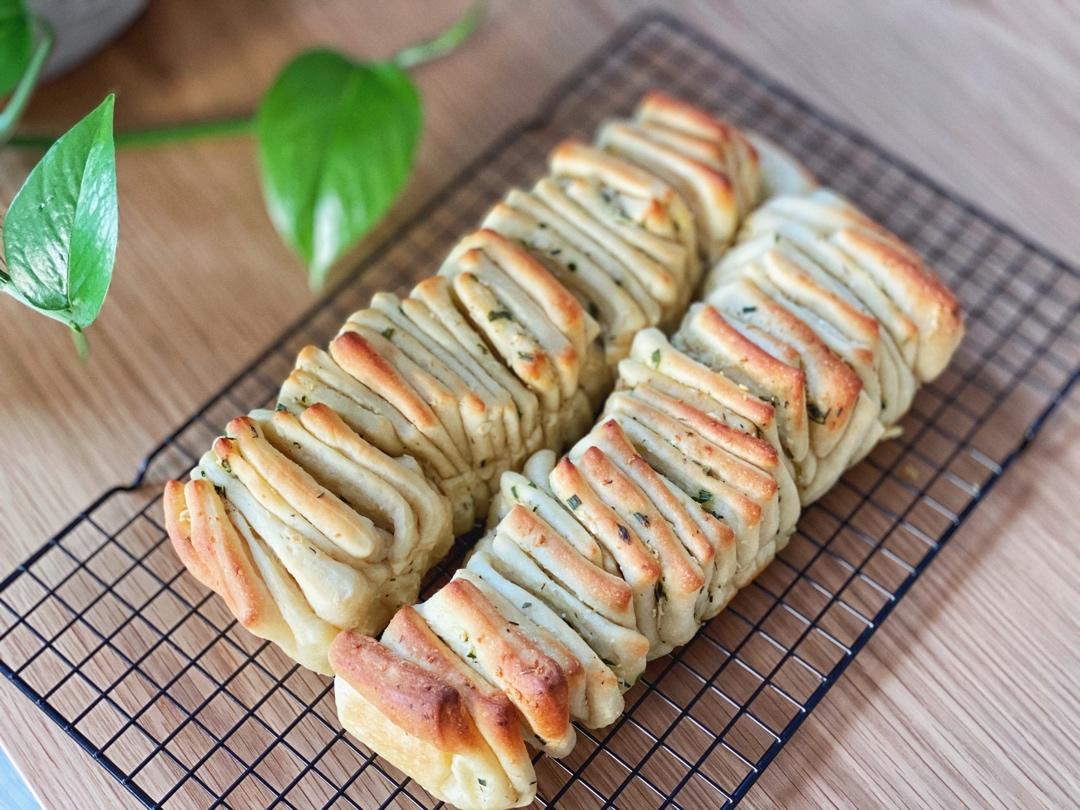橄榄油蒜香手撕包