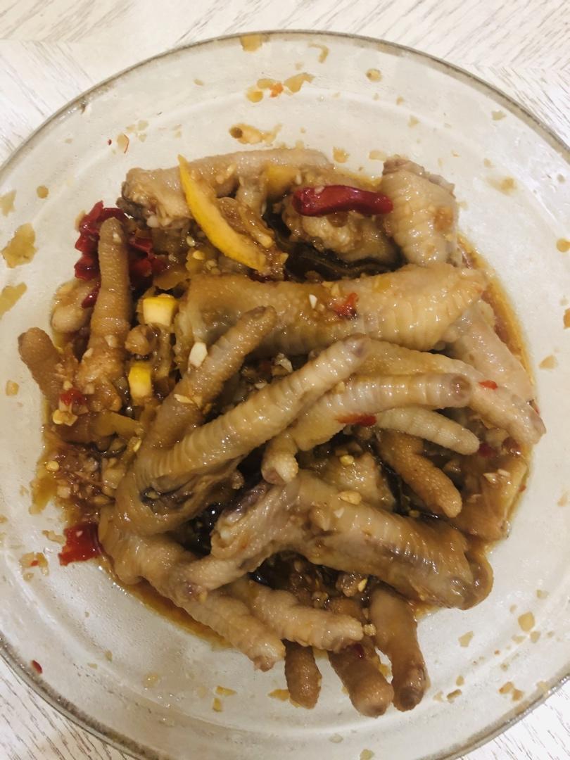 绝对不会后悔的酸辣鸡爪