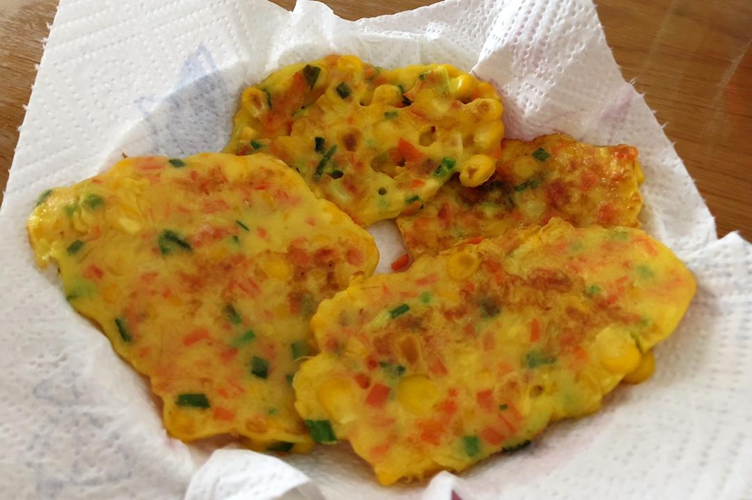 胡萝卜玉米小蛋饼