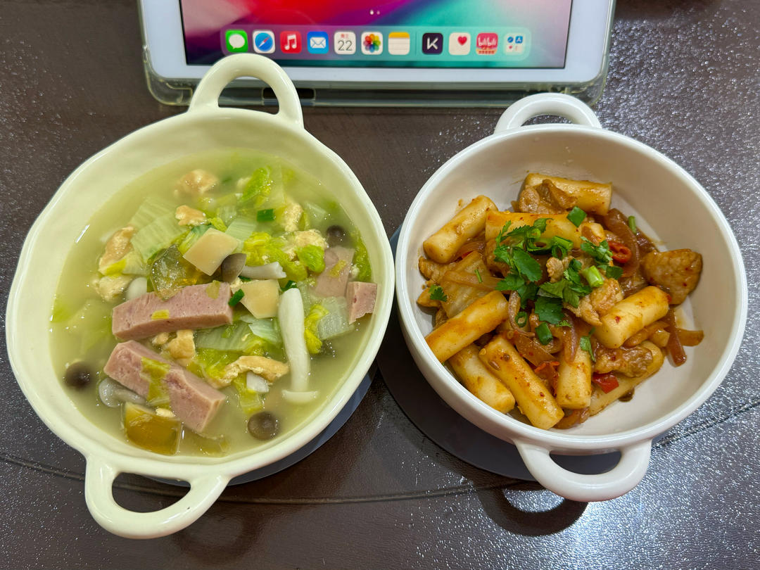 五花肉炒辣白菜