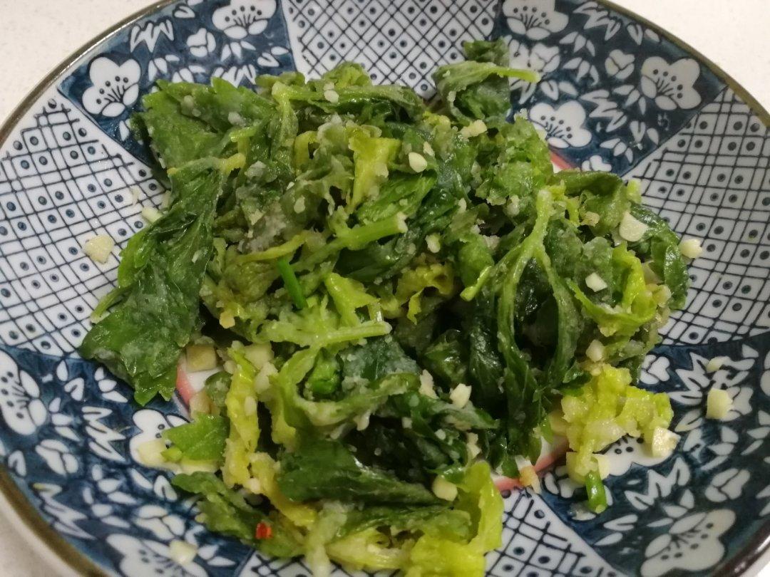 美味蒸芹菜叶子