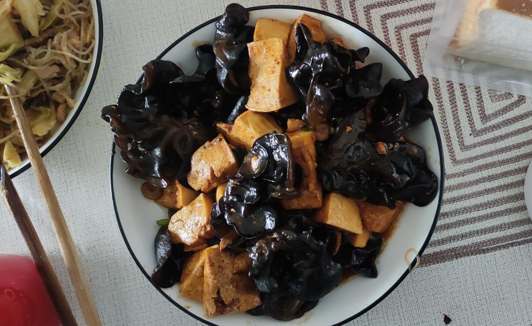 香辣过瘾❗️巨下饭的家常豆腐，比肉还好吃