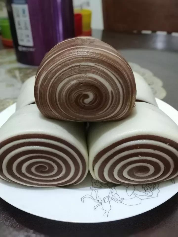 可可双色馒头