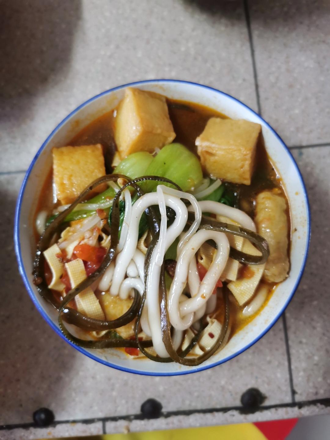 家庭砂锅土豆粉