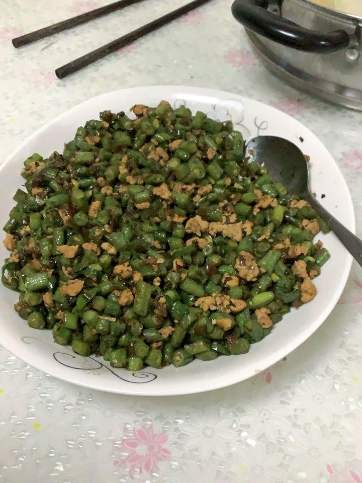 辣炒肉末芽菜豆角