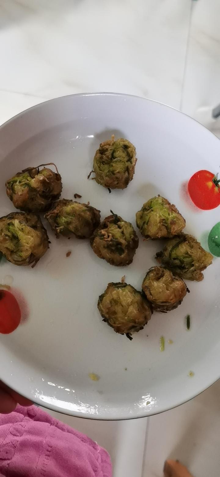 炸萝卜丝丸子