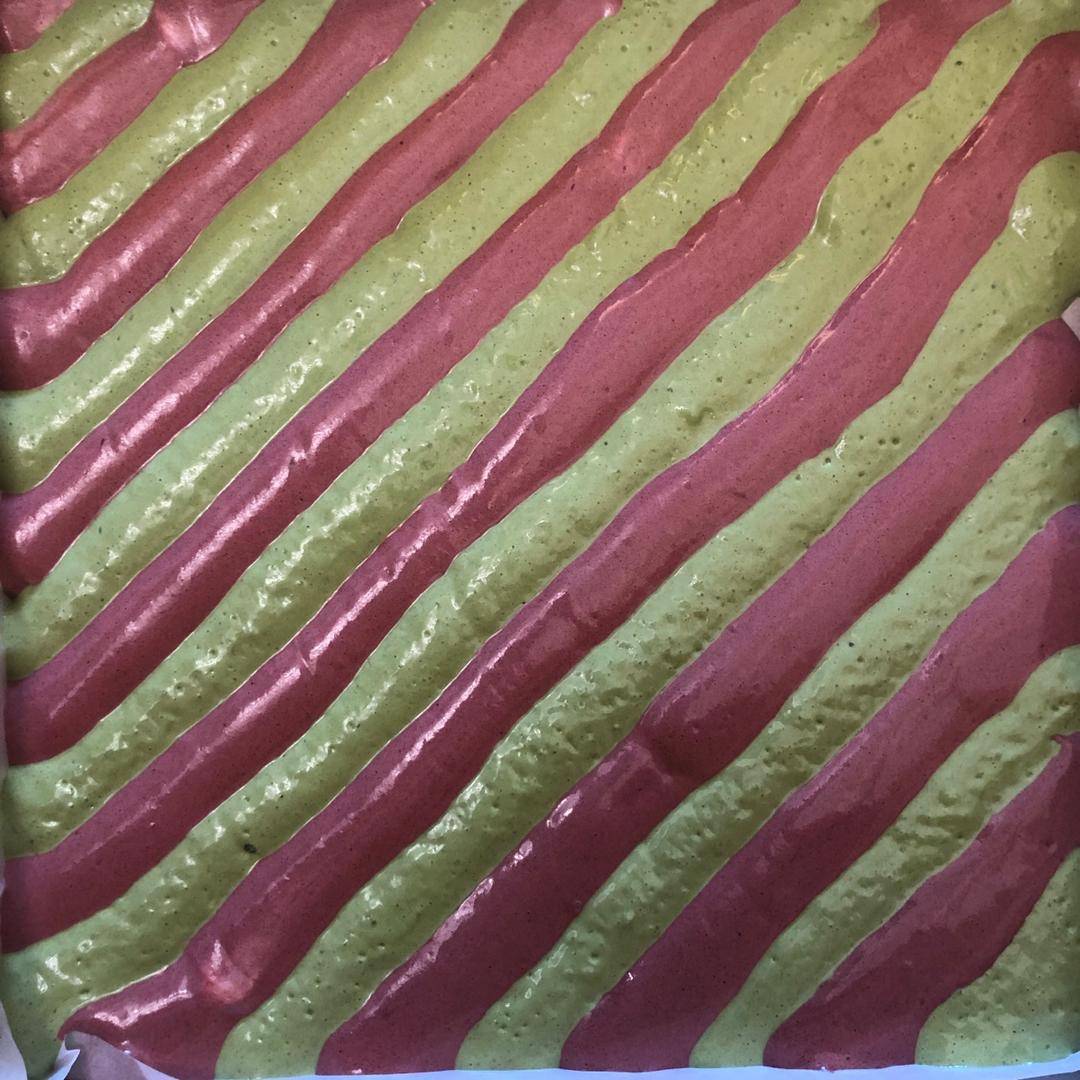 不做它怎敢说自己也玩烘焙—圣诞风蛋糕卷
